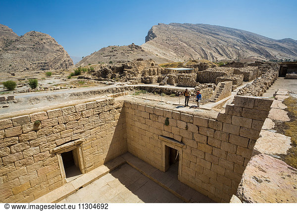 Iran,  Ruins of Bishapur City,  The water pool