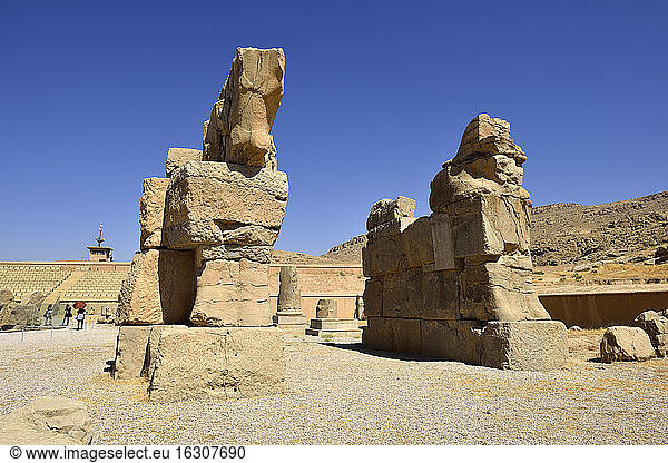 Iran Achämenidische Ausgrabungsstätte von Persepolis unvollendetes Tor