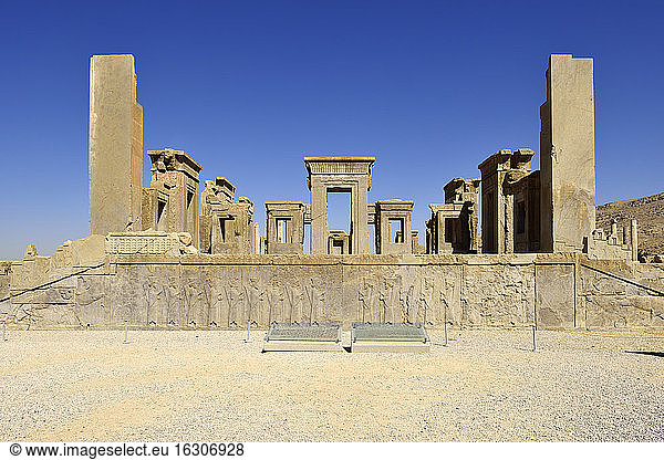 Iran  Fars  Persepolis  Ruinen des Darius-Palastes