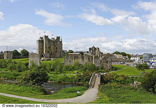 Ireland  County Meath  View to Trim Castle