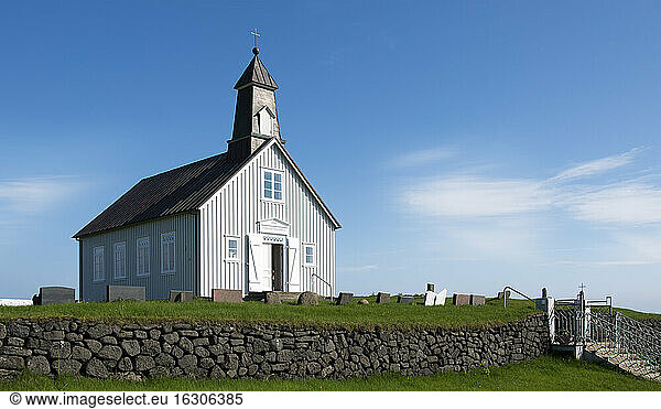 Island  Selvogur  Strandarkirkja  Kirche