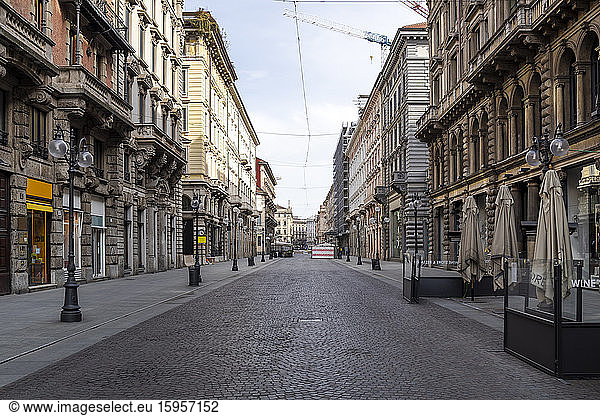 Italien  Mailand  Piazza Cordusio während des COVID-19-Ausbruchs