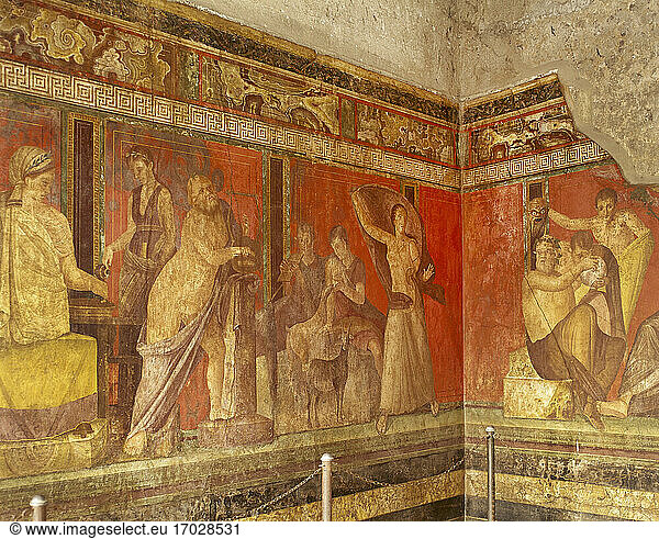 Italien  Pompeji. Villa der Mysterien. Antike römische Vorstadtvilla. Fresken mit der Darstellung einer Braut  die in die Bacchischen Mysterien eingeweiht wird  um sich auf die Ehe vorzubereiten  1. Jahrhundert nach Christus. Detail.