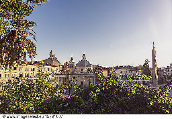 Italien  Rom  Klarer Himmel über der Piazza del Popolo
