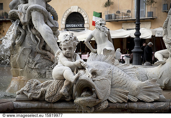 Italien  Rom  Skulpturen von Fontana del Moro
