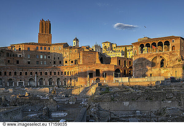 Italien  Rom  Trajansforum  antike Stadtansicht