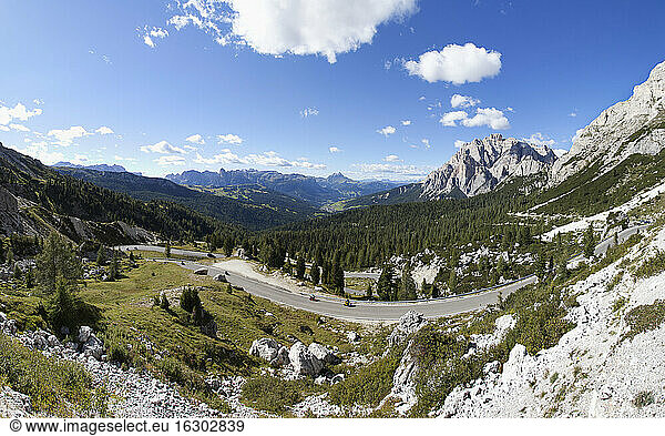 Italy, Veneto, Valparola Pass, Mountain road at Fanes Group