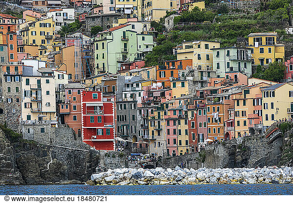 Italy  Liguria  Riomaggiore  Historic houses of coastal village along Cinque Terre