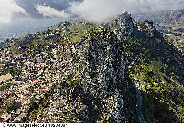 Italy  Sicily  Caltabellotta  Aerial view of mountaintop town