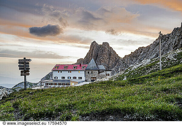 Italy  South Tyrol  Mountain hut in Tierser Alpl at summer dusk