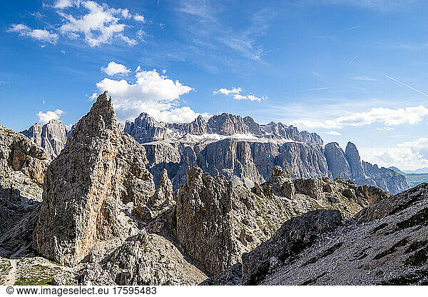 Italy  South Tyrol  Scenic view of Sella Group in summer
