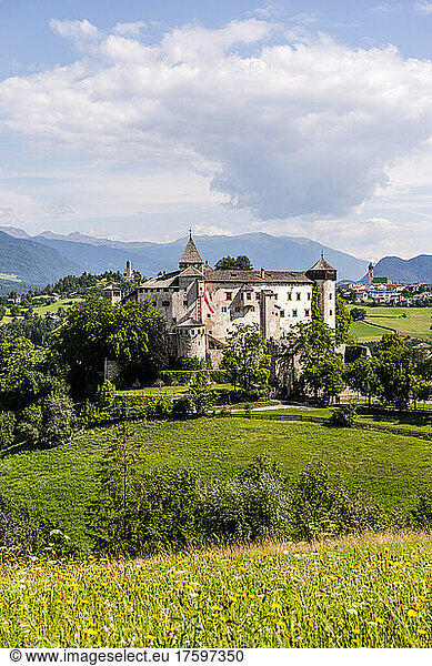 Italy  South Tyrol  Vols am Schlern  View of Prosels Castle in summer