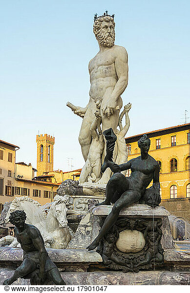 Italy  Tuscany  Florence  Fountain of Neptune on Piazza della Signoria