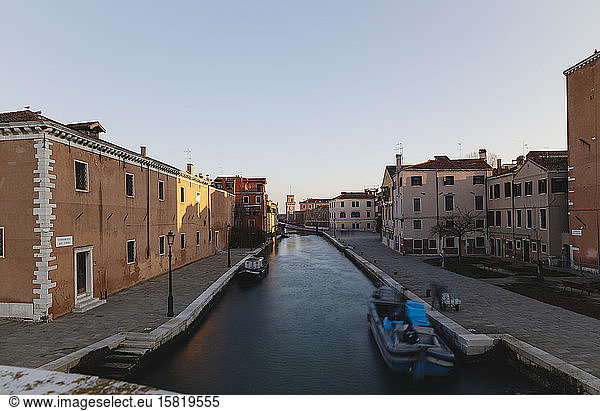 Italy  Venice  Canal seen from Puente Arsenale bridge at dawn