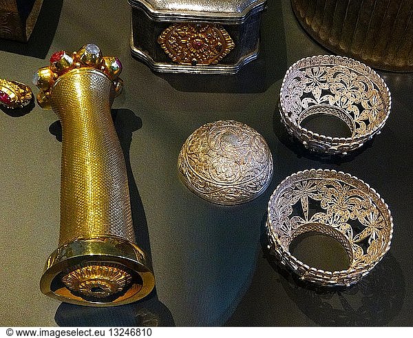 Items from the Lombok Treasure