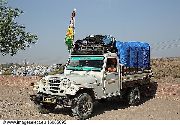 Jeep in Rajastan  Indien
