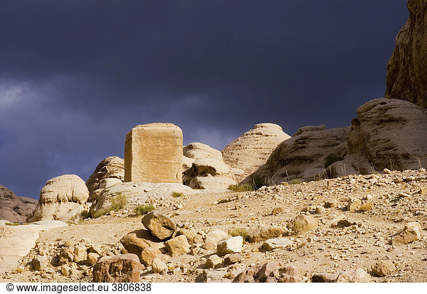 Jordanien Petra Blockgrab am Wadi el-Modlem