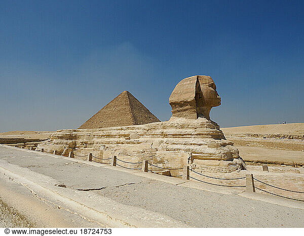 Journey to Ancient Egypt: Exploring Pyramids and Sphinxes in Cai