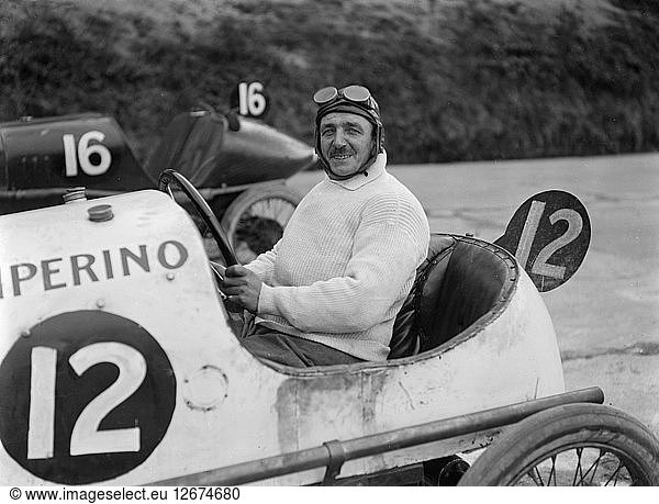 JS Wood in seinem Temperino beim JCC 200-Meilen-Rennen  Brooklands  Surrey  1921. Künstler: Bill Brunell.