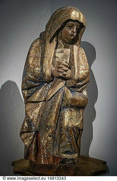 Jungfrau auf dem Kalvarienberg  polychrome Holzschnitzerei  16. Jahrhundert  Kirche San Bartolom?  Atienza  Provinz Guadalajara  Spanien.