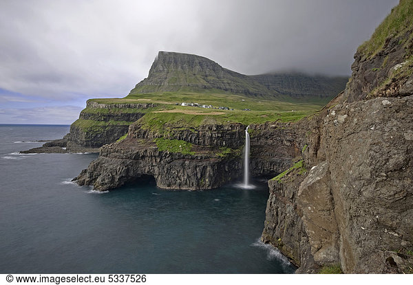 Küste  G·sadalur  V·gar  Färöer  Nordatlantik