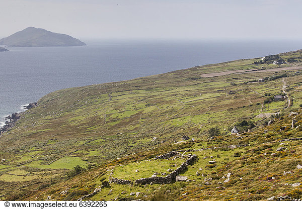 Küstenlandschaft am Ring of Kerry  County Kerry  Irland  Europa