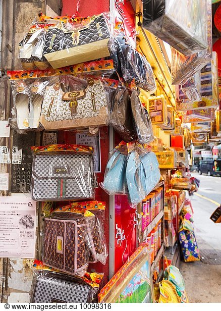 Kartonhandtaschen für religiöse Opfergaben bei buddhistischen Bestattungen