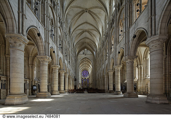 Kathedrale Notre-Dame de Laon  Langhaus  Laon  Via Francigena  Frankenstraße  Departement Aisne  Region Picardie  Frankreich  Europa