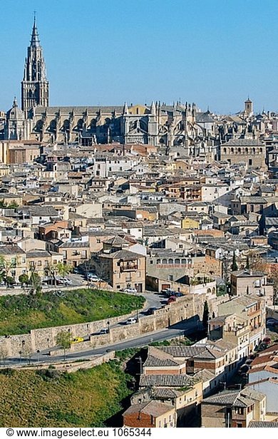 Kathedrale und Voew der Stadt. Toledo. Spanien