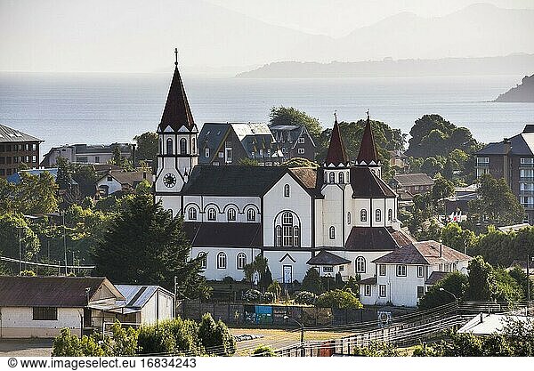 Katholische Kirche Heiliges Herz Jesu (Iglesia Sagrado Corazon de Jesus)  Puerto Varas  Chile Seengebiet