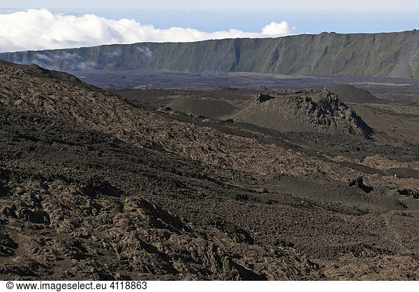 Kessel des Vulkan Piton de la Fournaise  Insel La Reunion  Frankreich  Afrika
