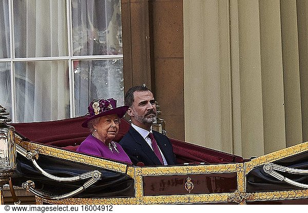 King Felipe VI of Spain  Queen Letizia of Spain attends an official reception by Queen Elizabeth II of the United Kingdom of Great Britain and Northern Ireland and Prince Philip  Duke of Edinburgh at Great Hall of Buckingham Palace on July 12  2017 in London.
