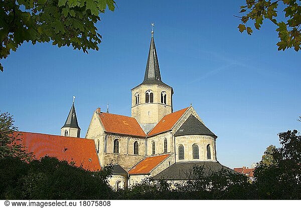 Kirche  Basilika St. Godehard  romanisch  Benediktiner-Klosterkirche  Hildesheim  Niedersachsen  Deutschland  Europa