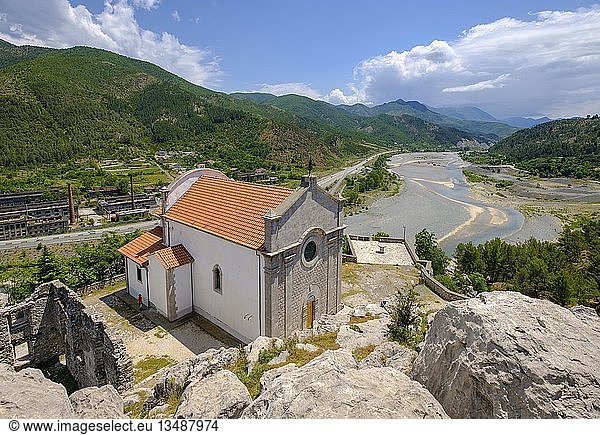 Kirche der Himmelfahrt Kisha se Shëlbuemit Fluss Fan Rubik Region Mirdita Qar Lezha Albanien Europa