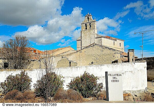 Kirche der Mariä Himmelfahrt (Asuncion de Nuestra Se?ora) in Villavieja del Cerro  Valladolid  Spanien.