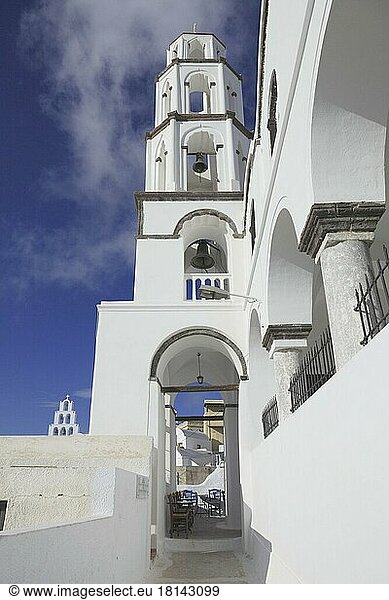 Kirche Megali Panayia  Pyrgos  alte Inselhauptstadt  Santorin  Kykladen  Glockenturm  Griechenland  Europa