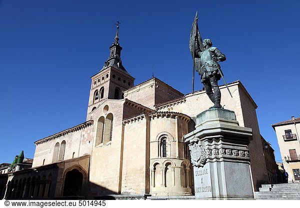 Kirche  Statue  Kastilien-Leon  Segovia  Spanien