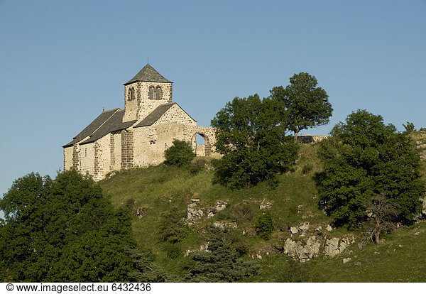Kirche von Dauzat-sur-Vodable  Puy-de-DÙme  Auvergne  Frankreich  Europa