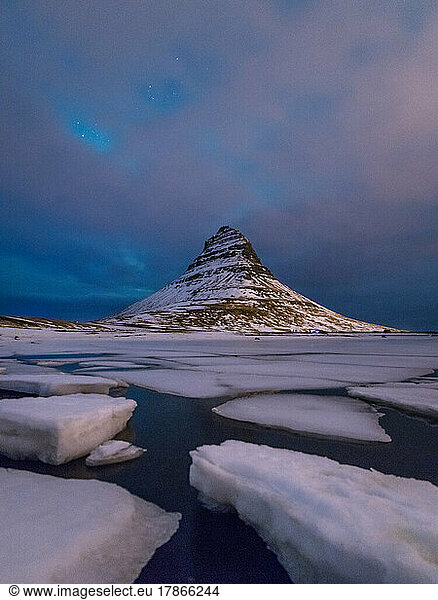 Kirkjufell - Iceland Winter Landscape Photography