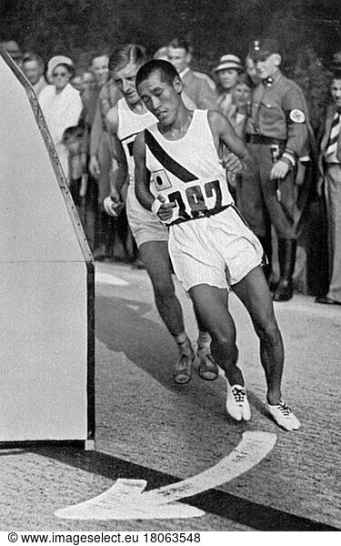 Kitei Son (after 21) (410 km)  at the turning point of the marathon  Kitai Son and Harper were still 2 minutes behind the leader Zabala  Japan  Asia