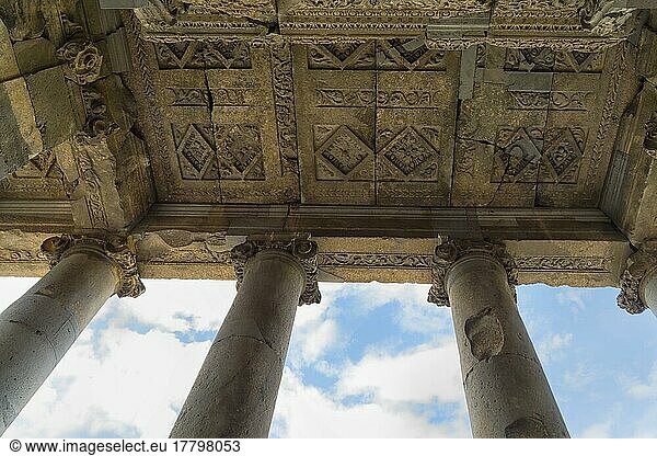 Klassischer hellenistischer Sonnentempel von Garni  Decke des Eingangs  Provinz Kotayk  Armenien  Kaukasus  Mittlerer Osten  Asien