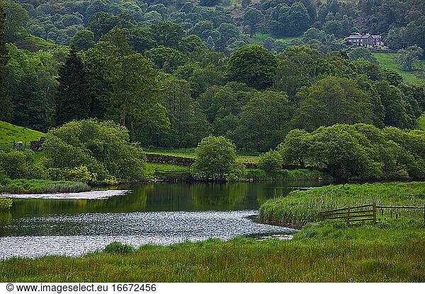 kleiner Fluss im britischen Lake District