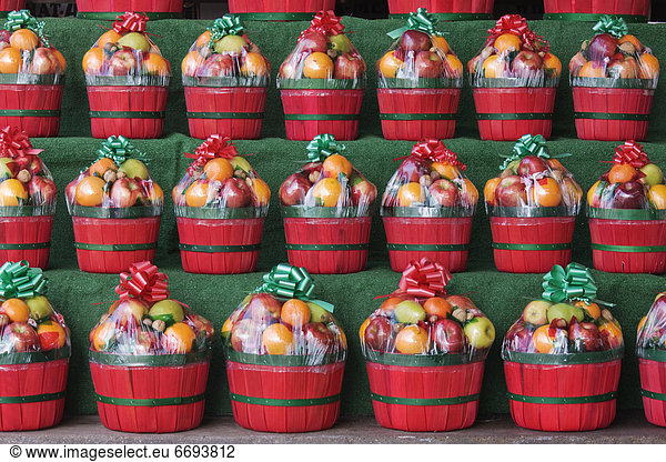Korb Frucht Weihnachten Regal