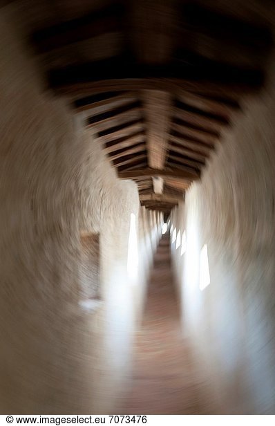 Korridor  Korridore  Flur  Flure  bedecken  Verbindung  Palast  Schloß  Schlösser  Halle  Stadt  Italien  Umbrien