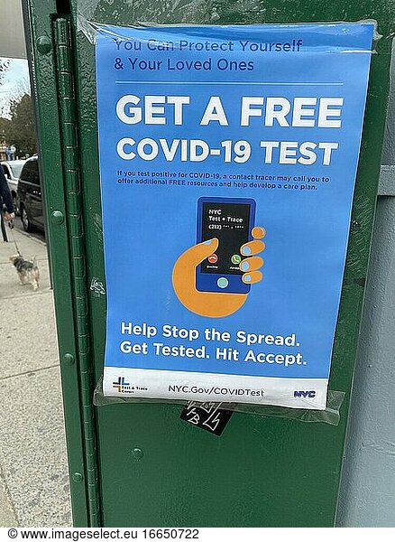 Kostenlose gemeinschaftliche Covid 19-Tests auf den Straßen während des Anstiegs der Fälle  Forest Hills  Queens  NY.