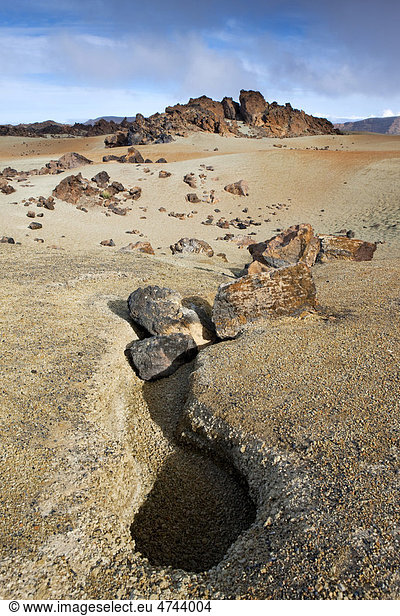Kraterlandschaft im Teide Nationalpark  UNESCO Weltnaturerbe  Teneriffa  Kanarische Inseln  Spanien  Europa