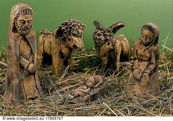 Krippenfiguren  Geburt Jesu Christi  Weihnachtszeit  Advent  Cradle figures  birth Jesus Christ  yule tide