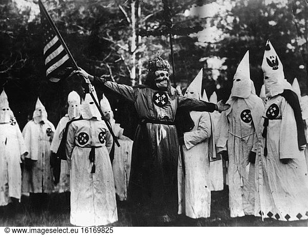 Ku-Klux-Klans Ceremony / Photo / 1925 Ku-Klux-Klans Ceremony / Photo ...