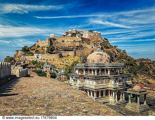 Kumbhalgarh Fort - touristisches Wahrzeichen in Rajasthan  Indien  Asien