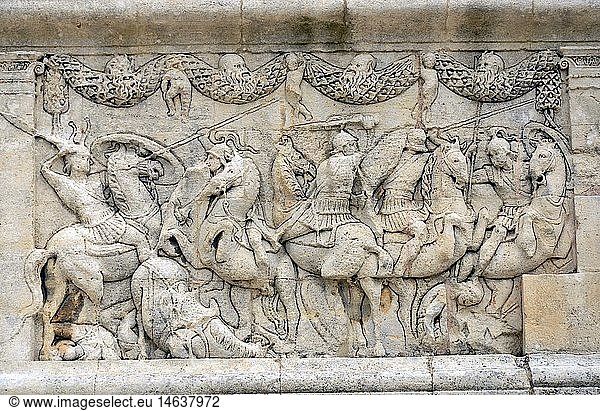 Kunst  Antike  Fries an der Westseite des Mausoleum von Glanum: Eine Schlachtenszene des Trojanischen Krieges  30 vChr.